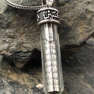 Zemzem Sulu Ayetel Kürsi Yazılı Muska Kabı Cevşen Gümüş Kolye