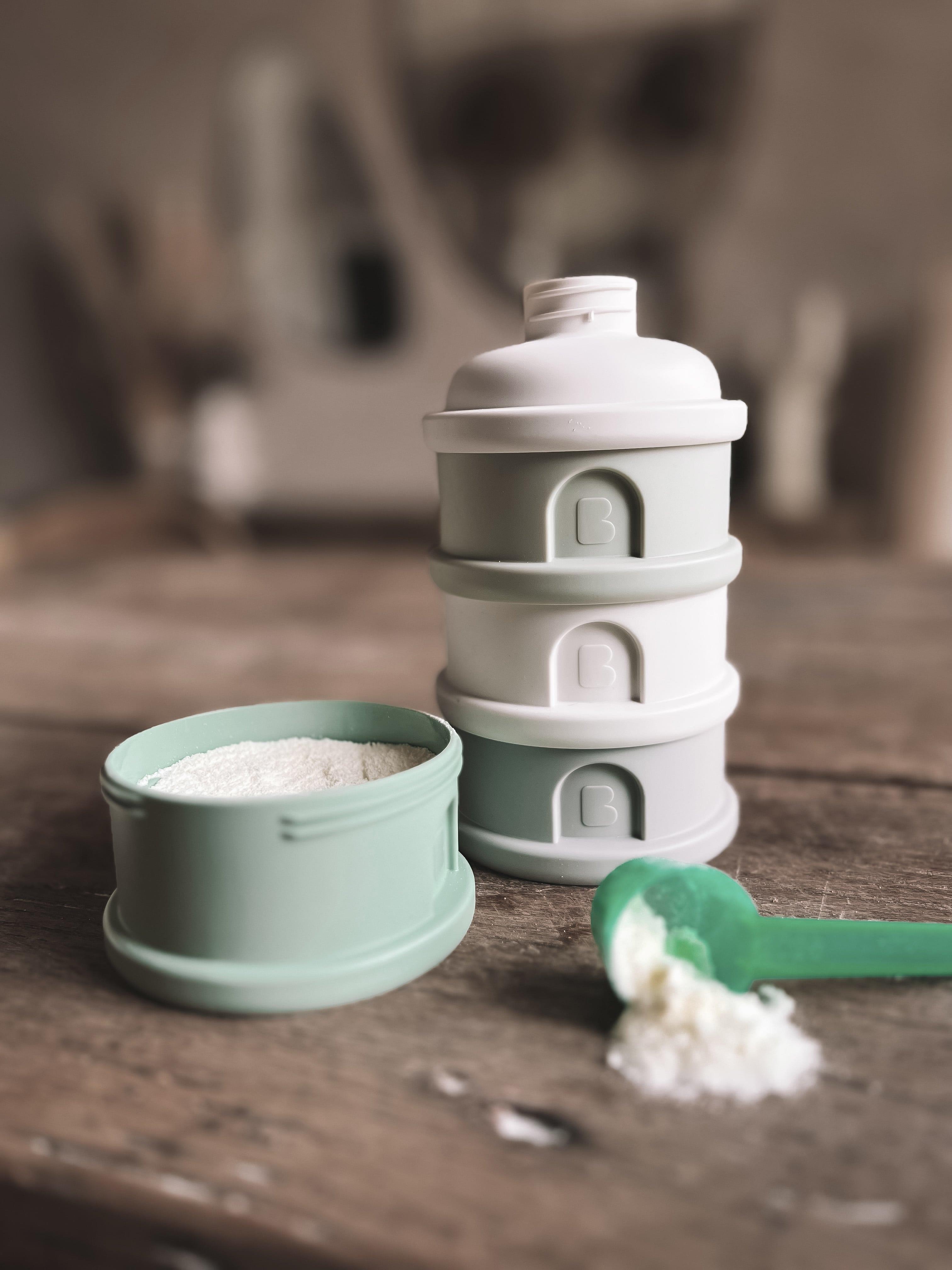 4 Katmanlı süt tozu kutusu ve atıştırmalık kabı (Cotton White/Sage Green)