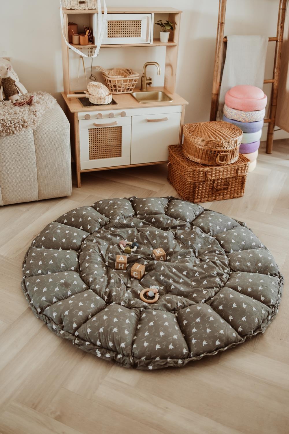 Oyun Matı, Bloom Birds