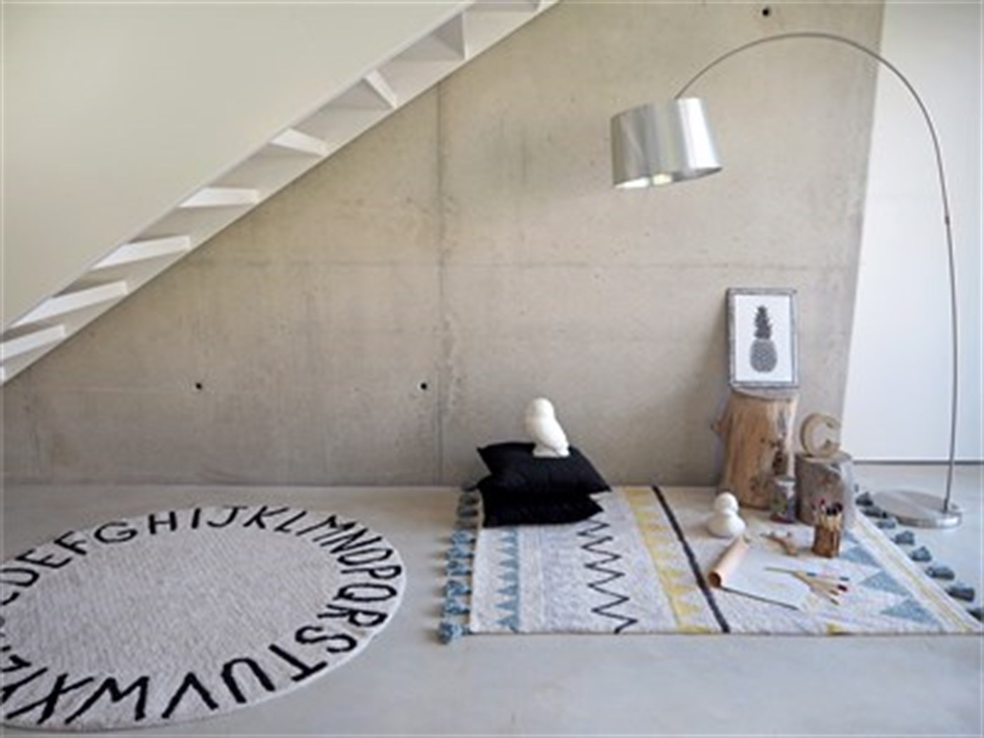 Round ABC Natural-Siyah