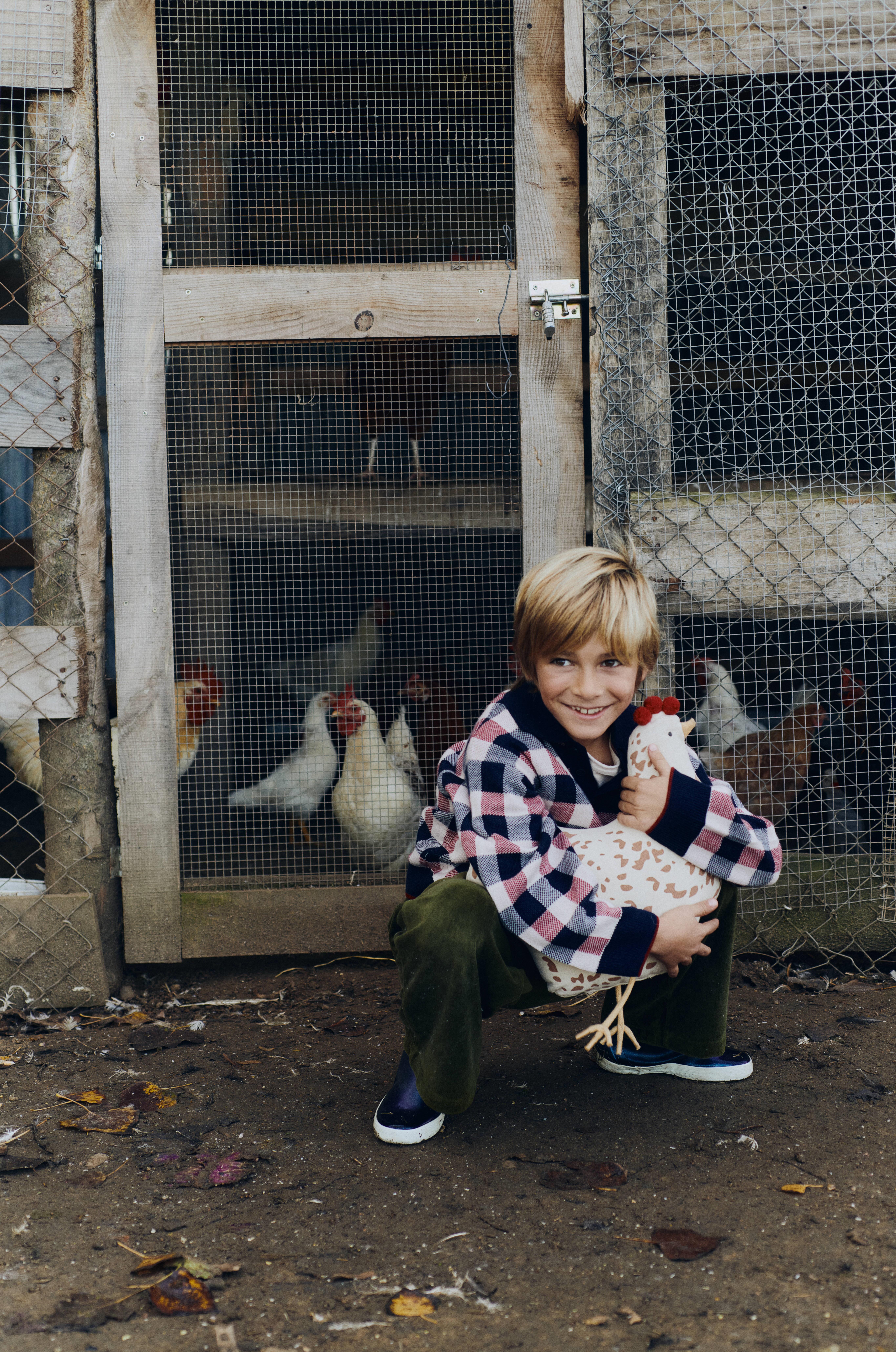 Yastık, Chicken Country