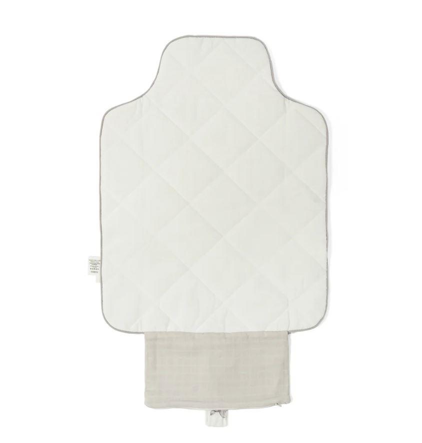 Deux Lapins Çantalı Pratik Katlanabilir Alt Değiştirme Matı İconic gri tavşan