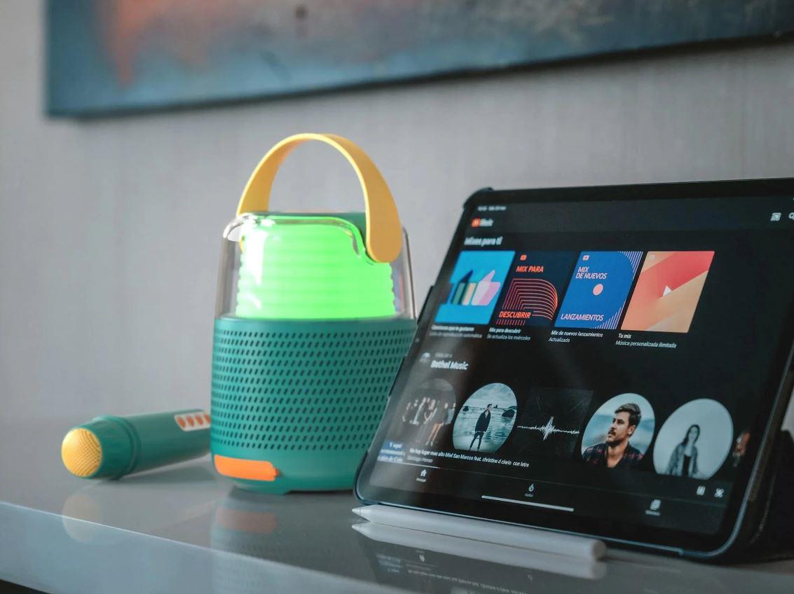 Ses Efektli Mikrofonlu Karaoke Hoparlör - Mavi