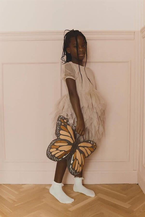 Lorena Canals Yastık, Butterfly