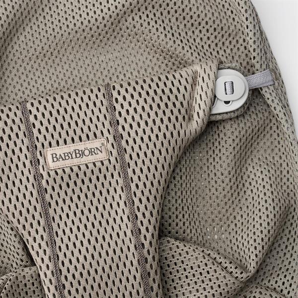 BabyBjörn Pastel Oyuncaklı Bliss Ana Kucağı Mesh Grey Beige