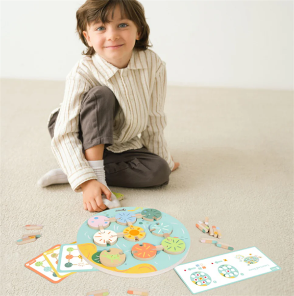 Classic World Lotus Leaf Kutu Oyunu