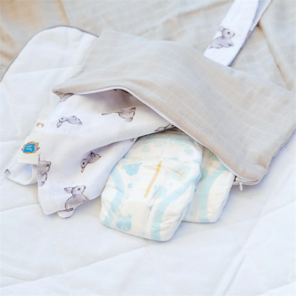 Deux Lapins Çantalı Pratik Katlanabilir Alt Değiştirme Matı Pembe bebe lapin