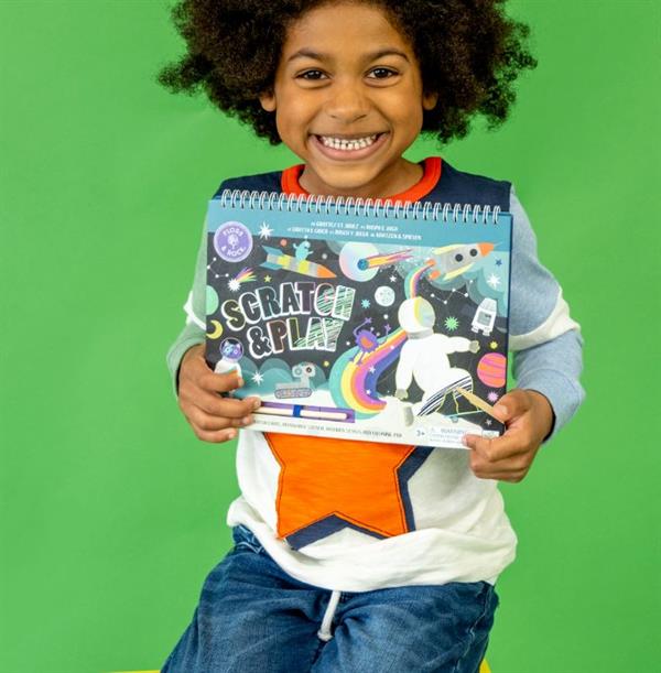Floss & Rock Scratch and Play Aktivite Kitabı / Space