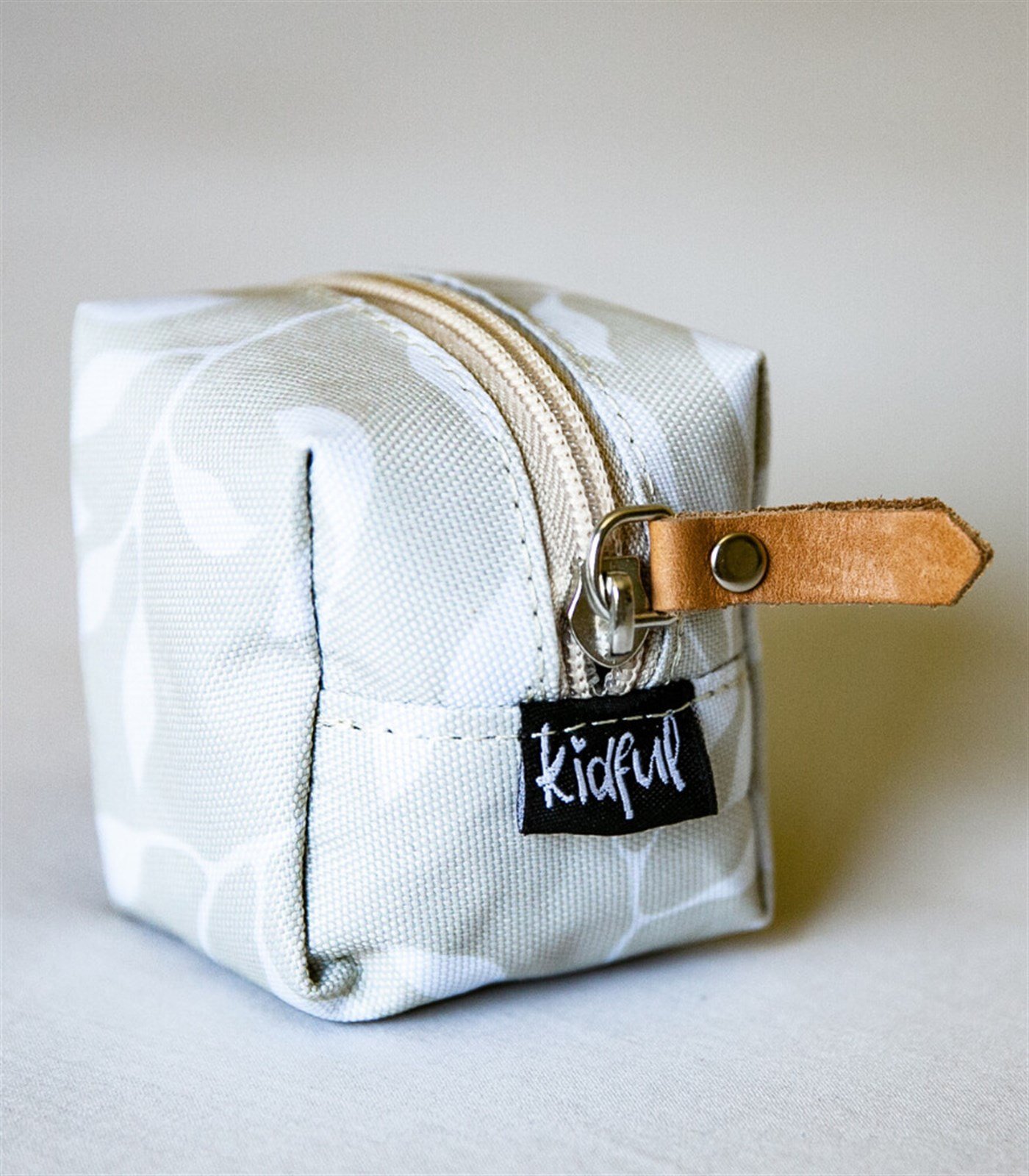 Bibs Emzik Kutusu branch