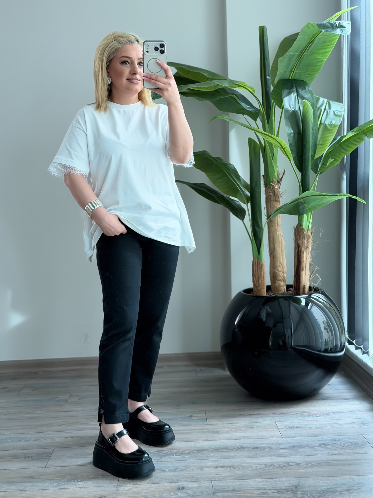 Arkası Dantelli Tshirt BEYAZ