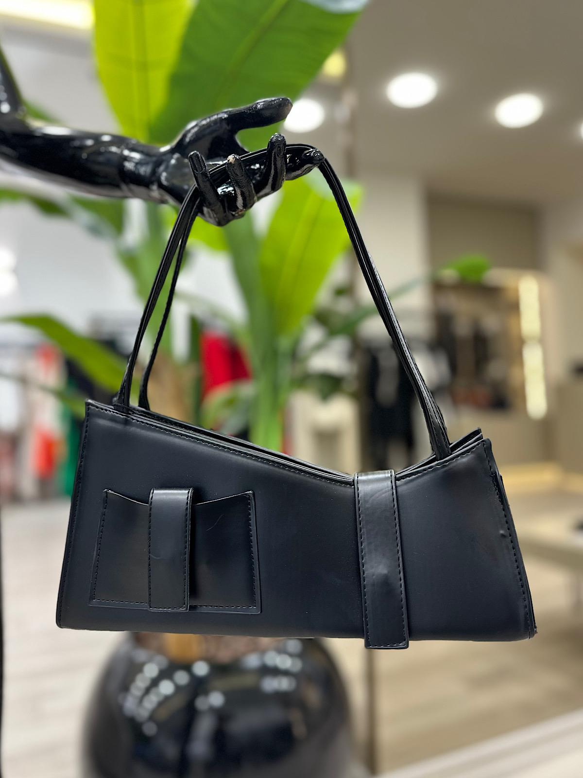 Asimetrik Çanta SİYAH