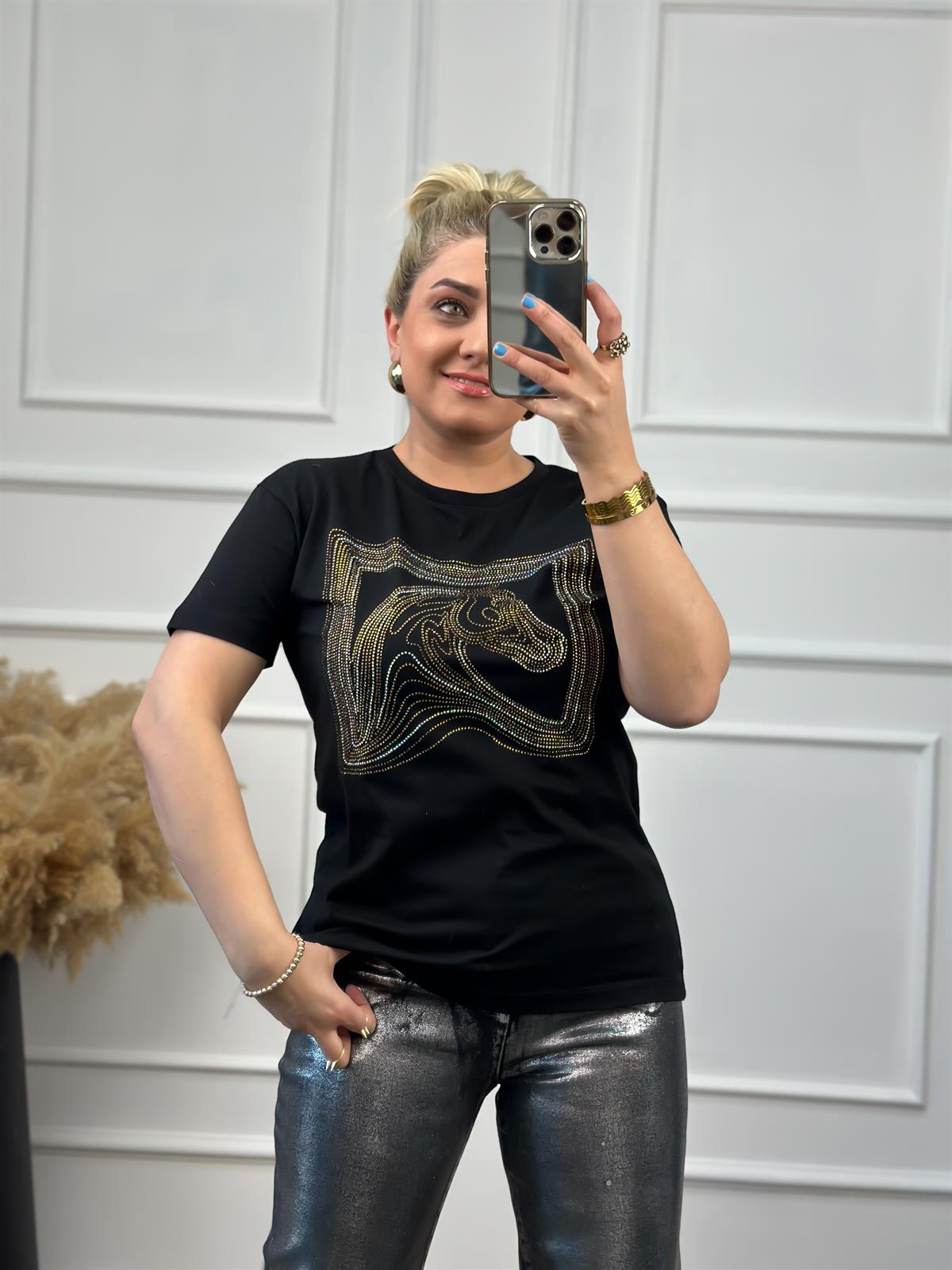 At Figürlü Taş İşlemeli Tshirt SİYAH