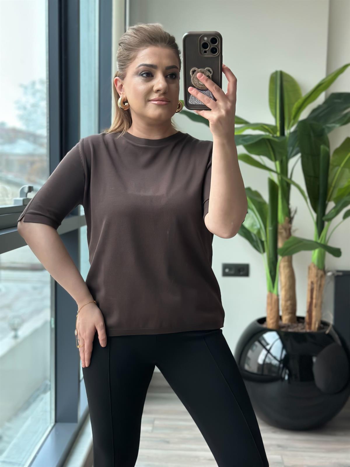 Basic Yaka Kısa Kollu Triko KAHVE