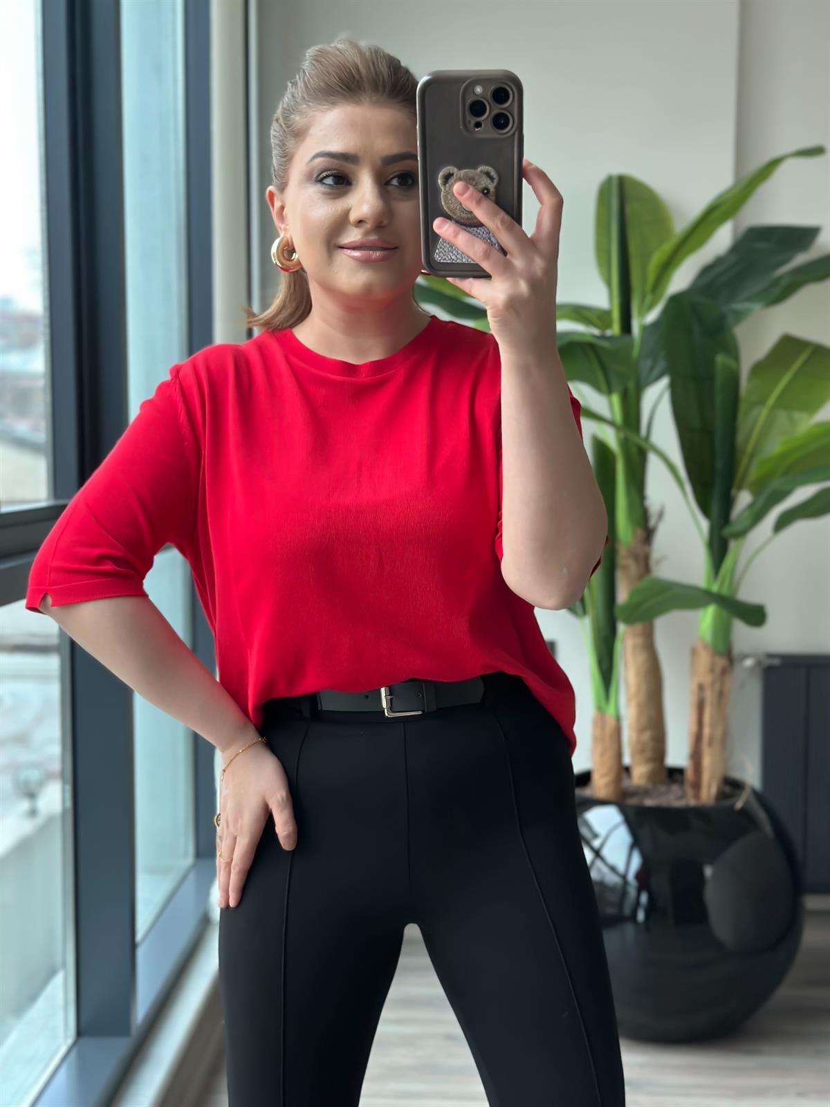 Basic Yaka Kısa Kollu Triko KIRMIZI