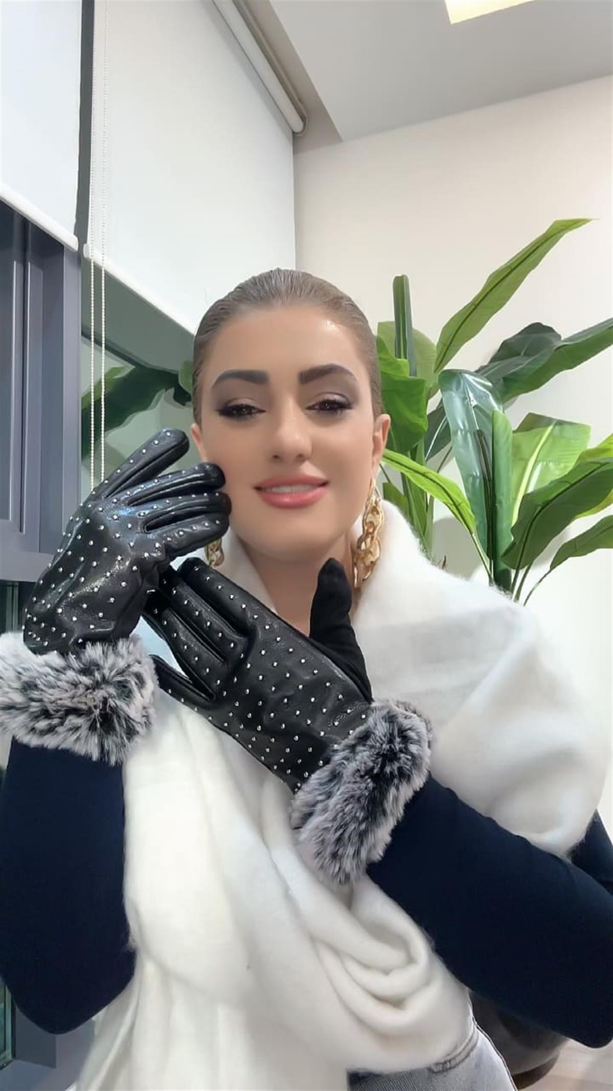 Bileği Kürklü Taşlı  PU Deri Eldiven SİYAH