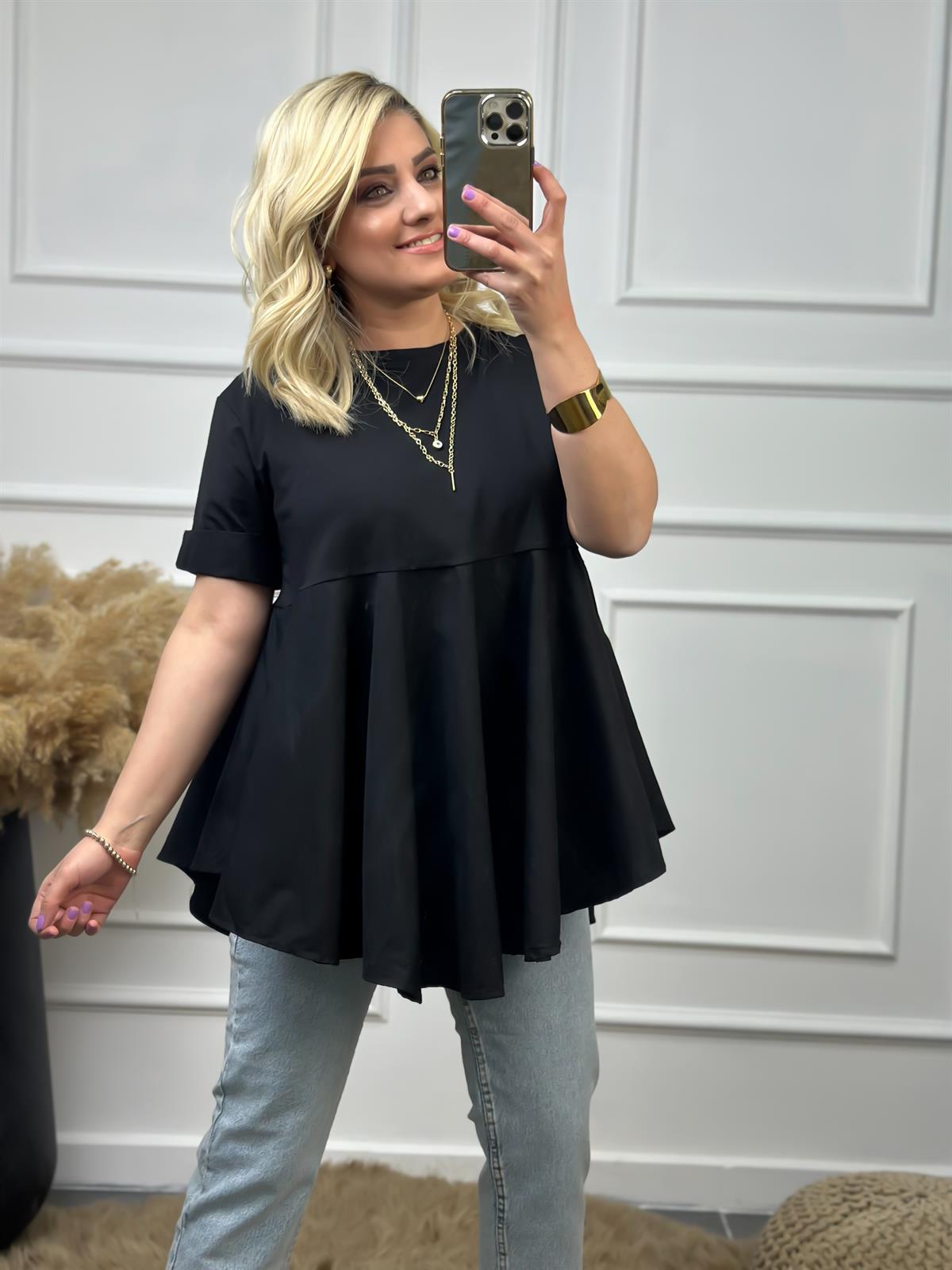 Bisiklet Yaka Yırtmaçlı Poplin Detaylı Tasarım Tshirt SİYAH