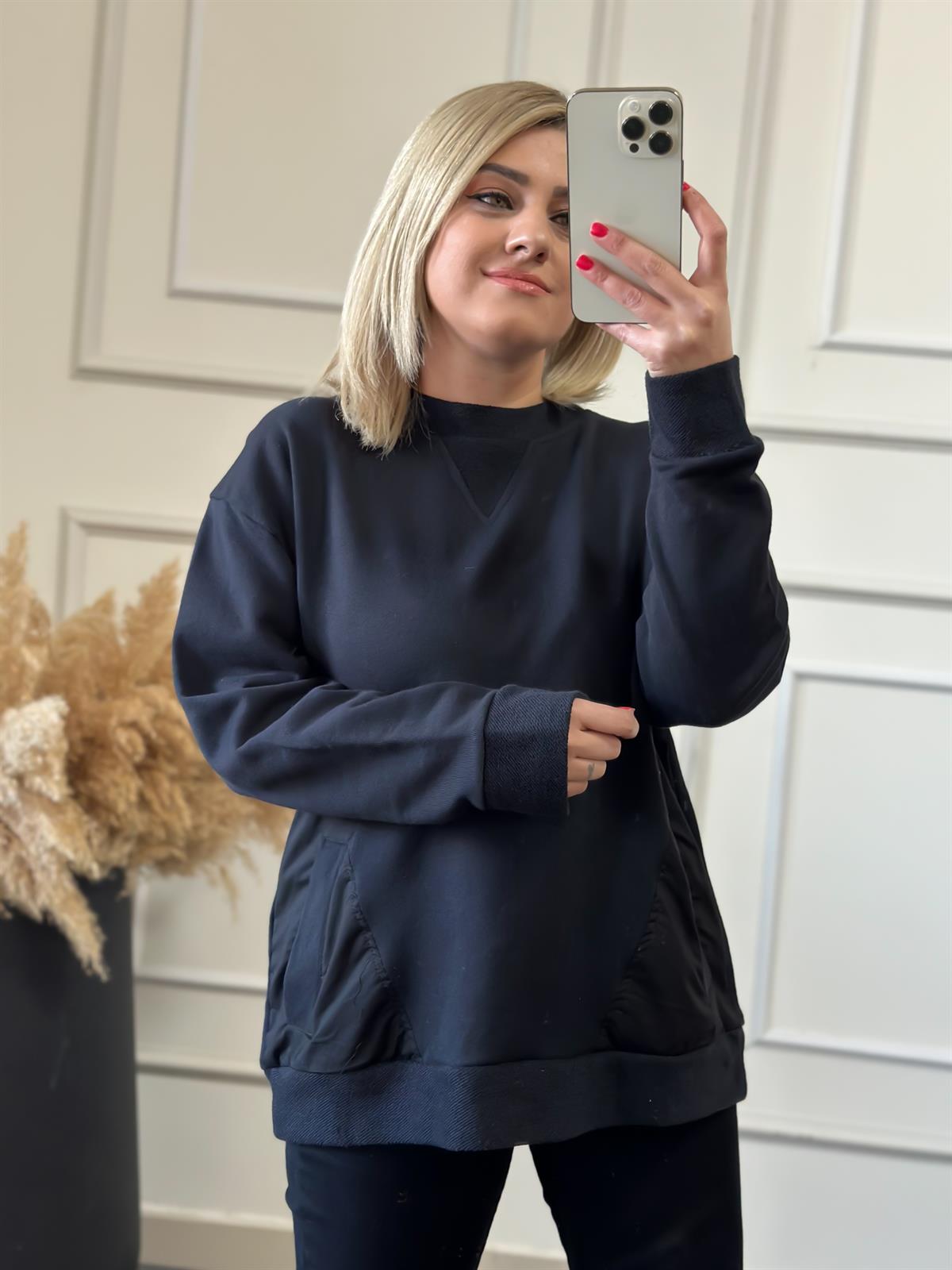 Cepli Poplin Detaylı Sweatshırt SİYAH