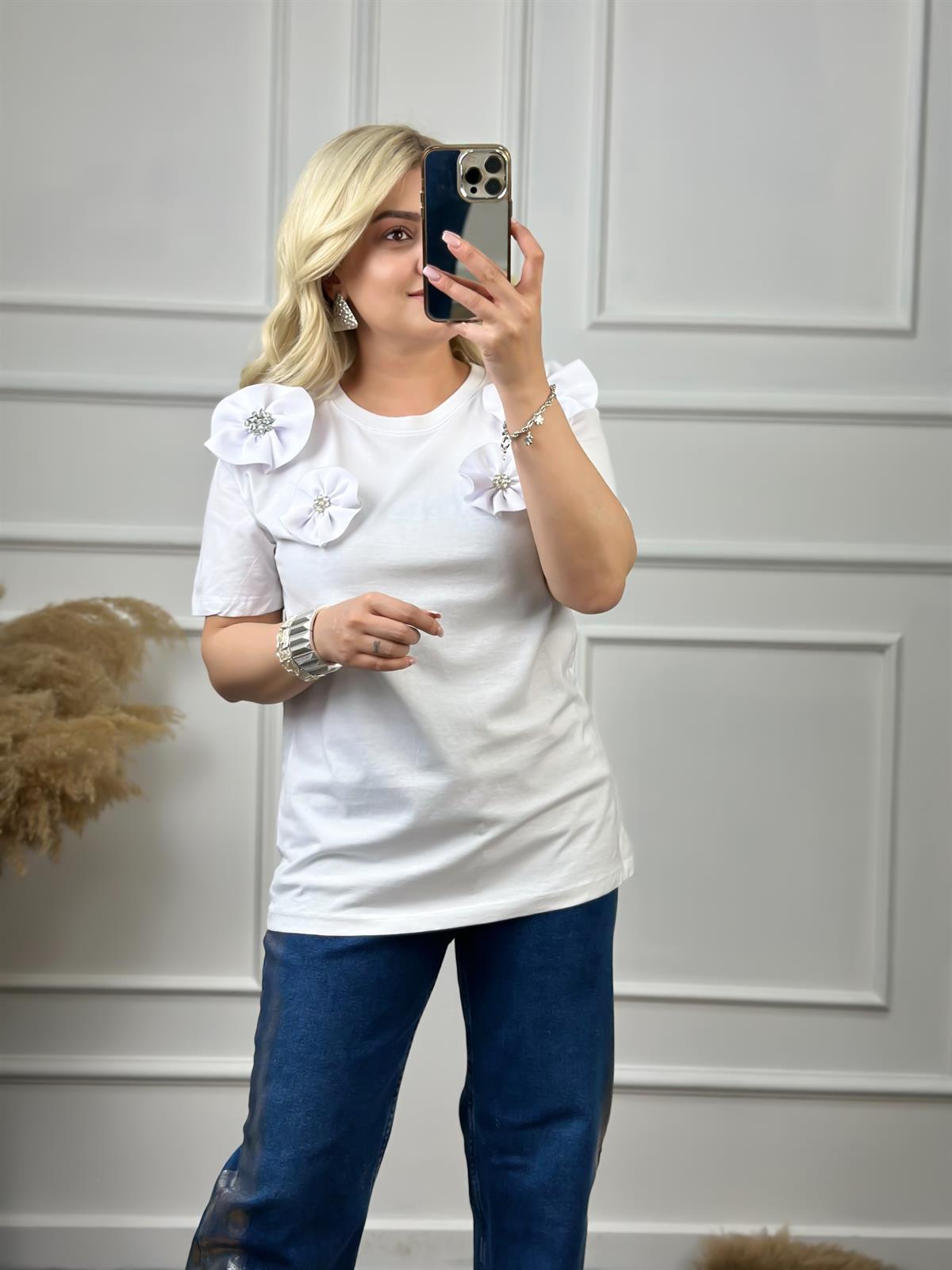 Çiçekli Taşlı Tshirt BEYAZ