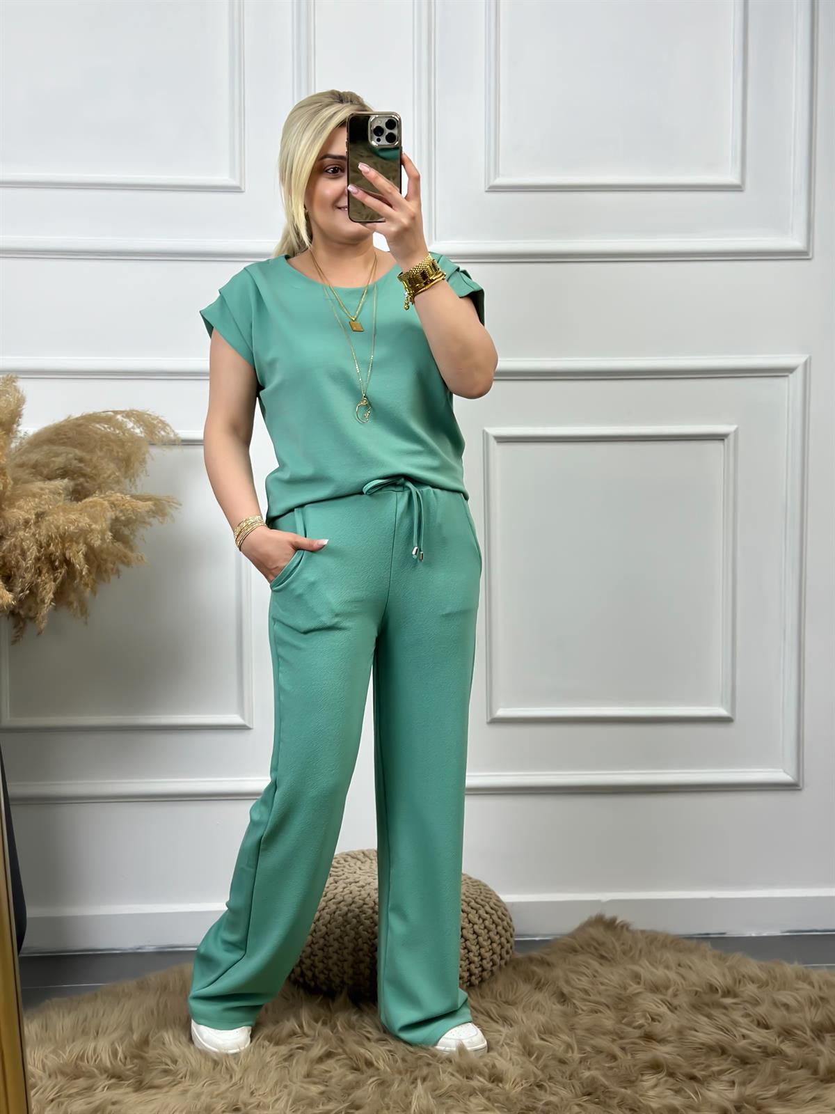 Drapeli Likralı Crep Kumaş Bluz Pantolon Takım Mint