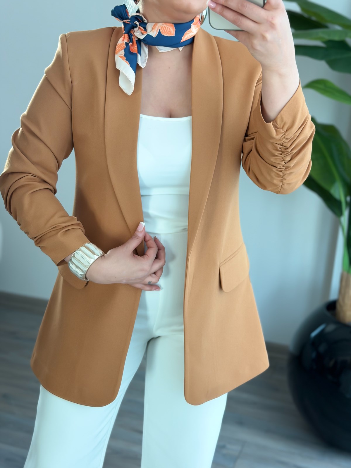 Düğmesiz Astarlı Kolu Büzgülü Blazer Ceket CAMEL