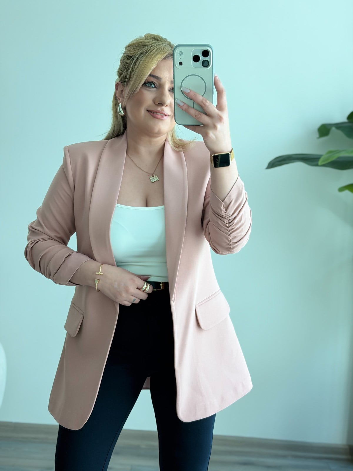 Düğmesiz Astarlı Kolu Büzgülü Blazer Ceket PUDRA