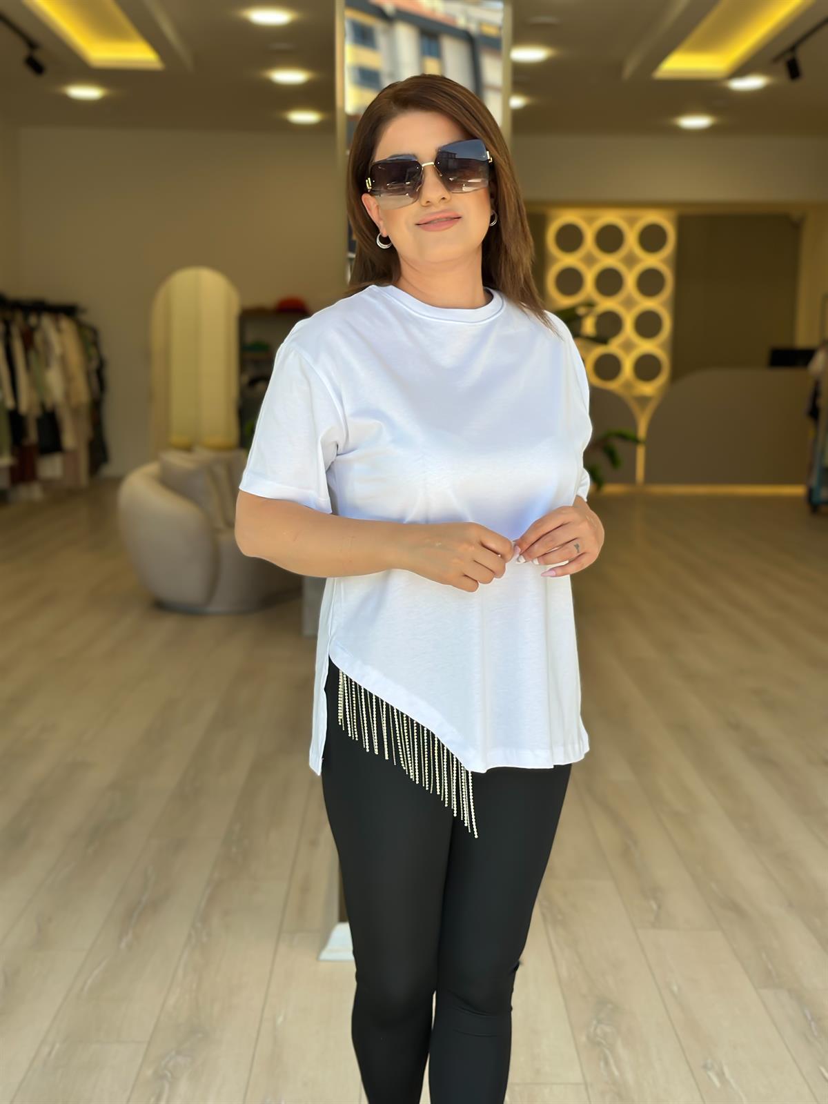 Eteği Taşlı Asimetrik Tshirt BEYAZ