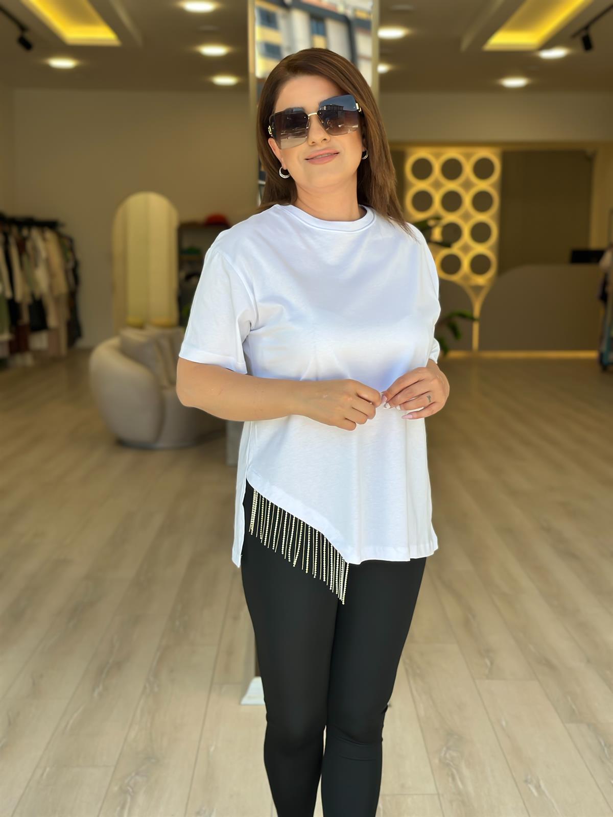 Eteği Taşlı Asimetrik Tshirt BEYAZ
