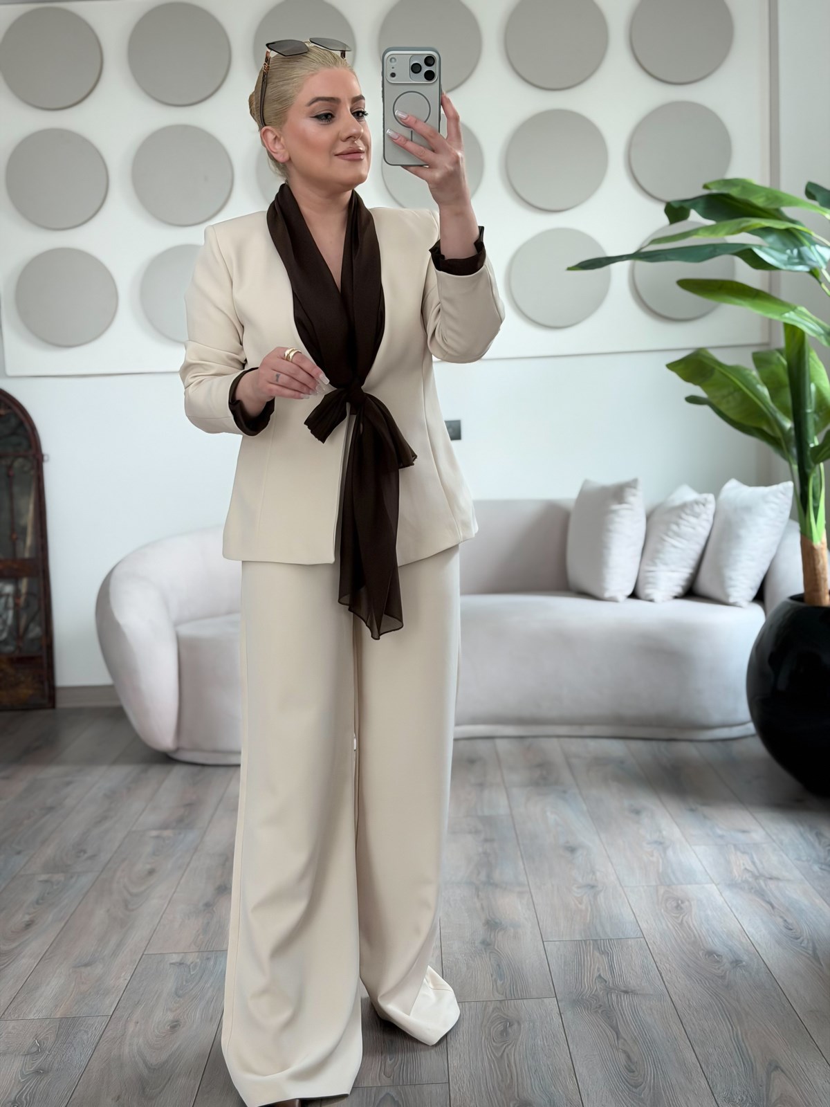 Fular Bağlamalı Blazer Pantolon Takım BEJ