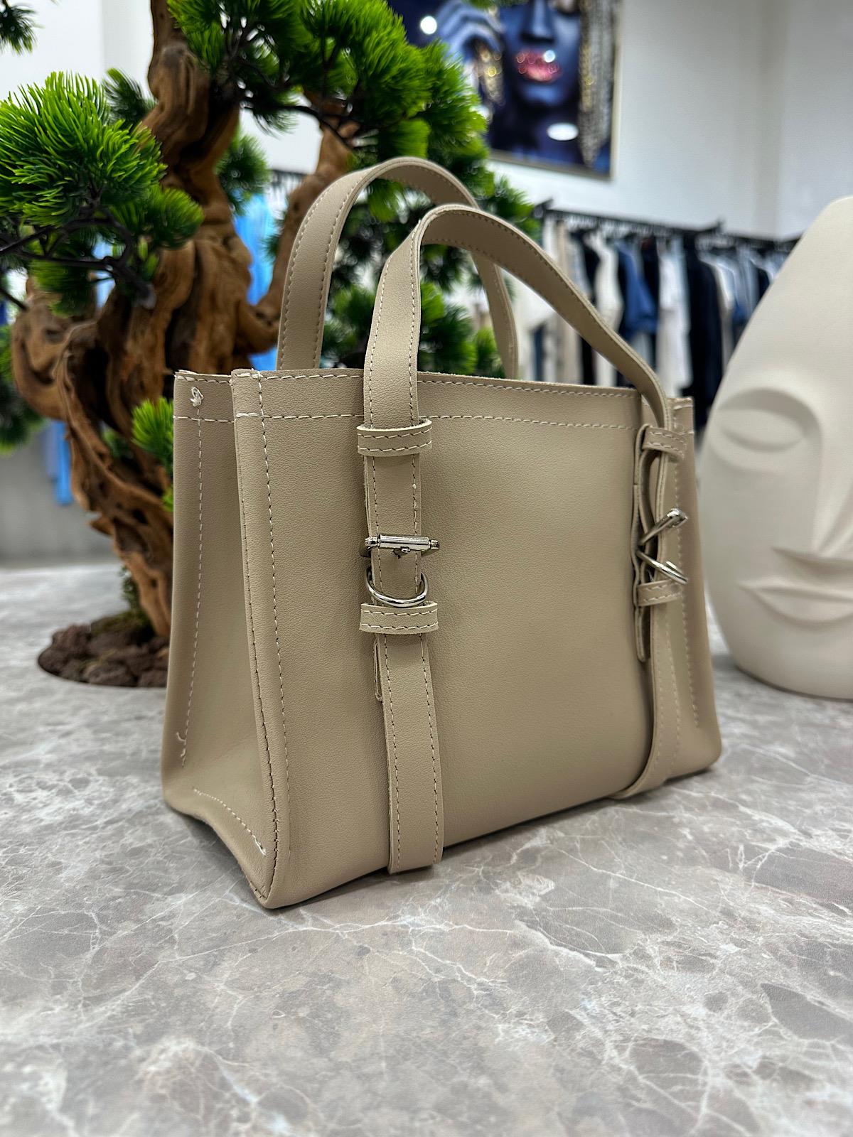 Kemer Detaylı Çanta BEJ