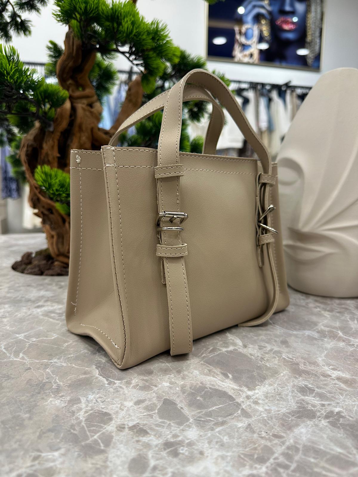 Kemer Detaylı Çanta BEJ