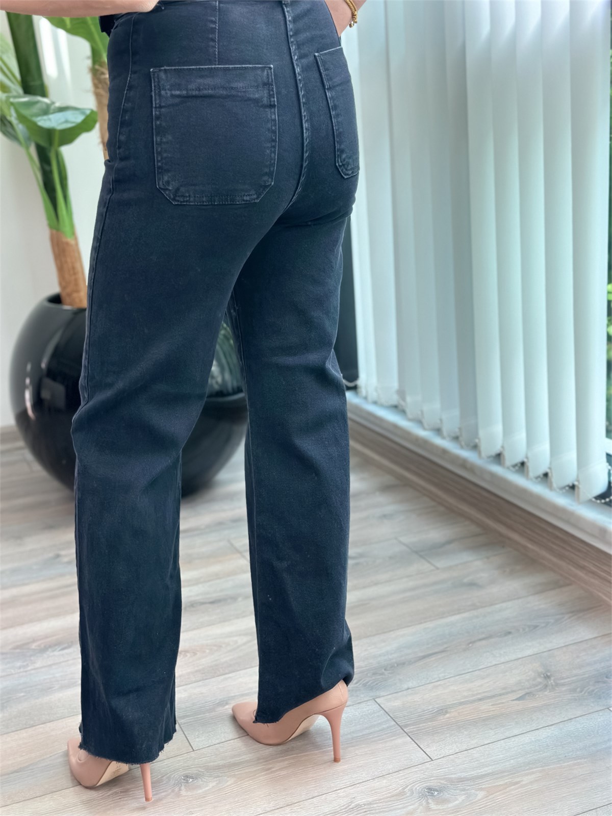 Kemerli Geniş Paça Kot Pantolon SİYAH