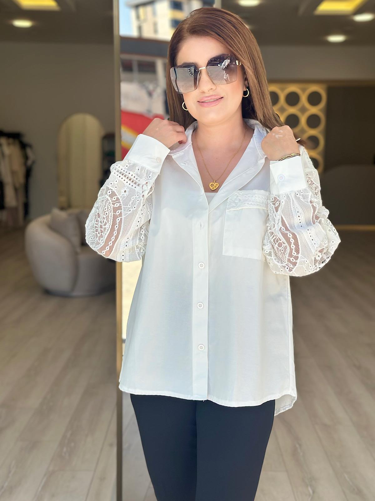 Kolları Dantel Tasarım Gömlek EKRU