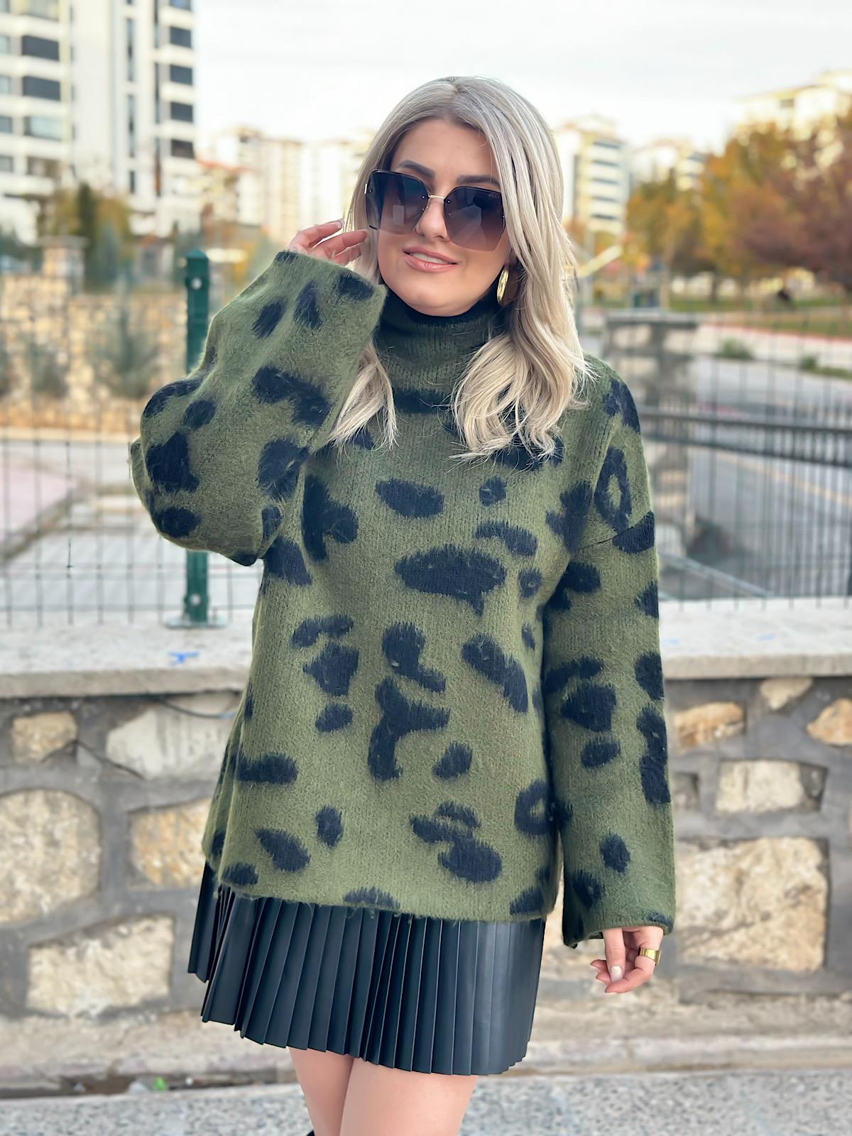 Leopar Desenli Dik Yaka Kazak HAKİ
