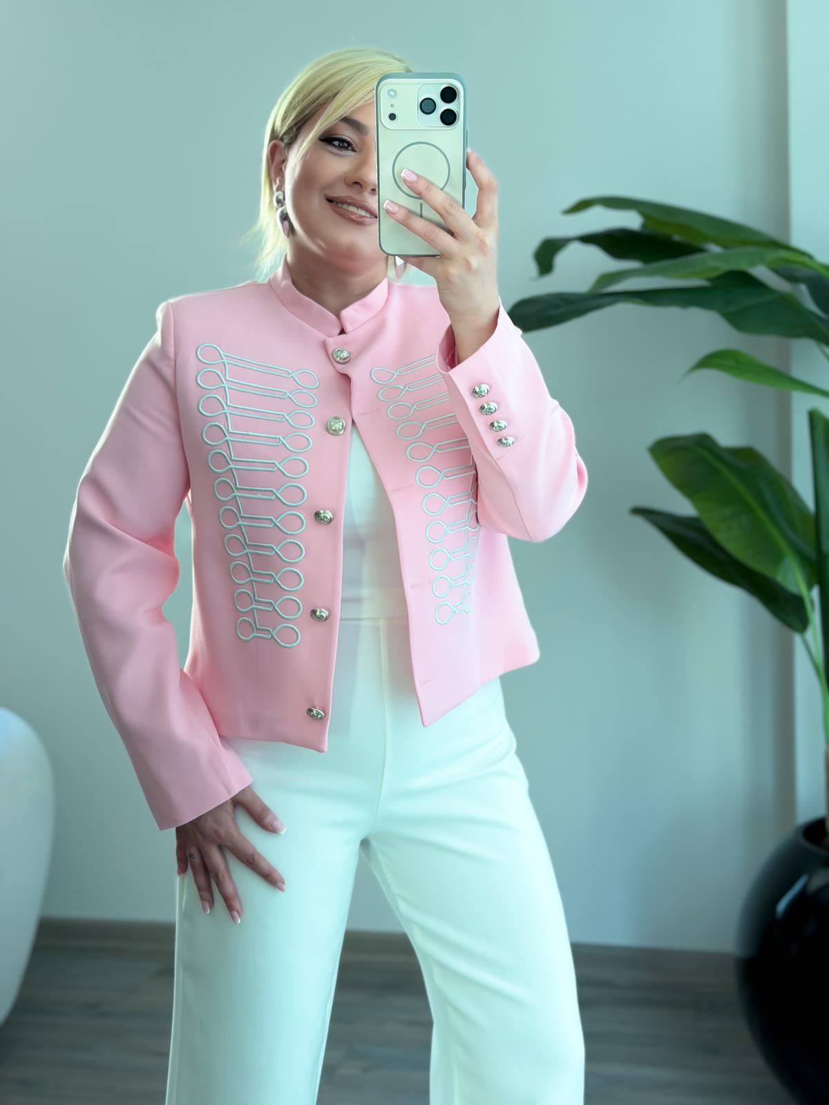 Nakışlı  Hakim Yaka Ceket PEMBE