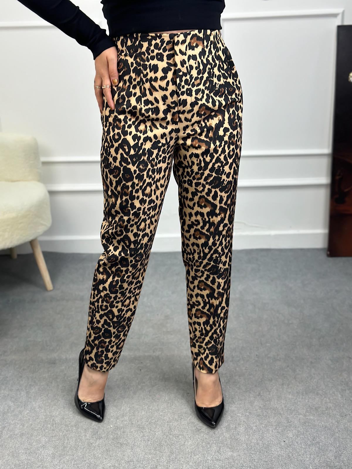 Önü Flotalı Leopar Desen Kumaş Pantolon SİYAH