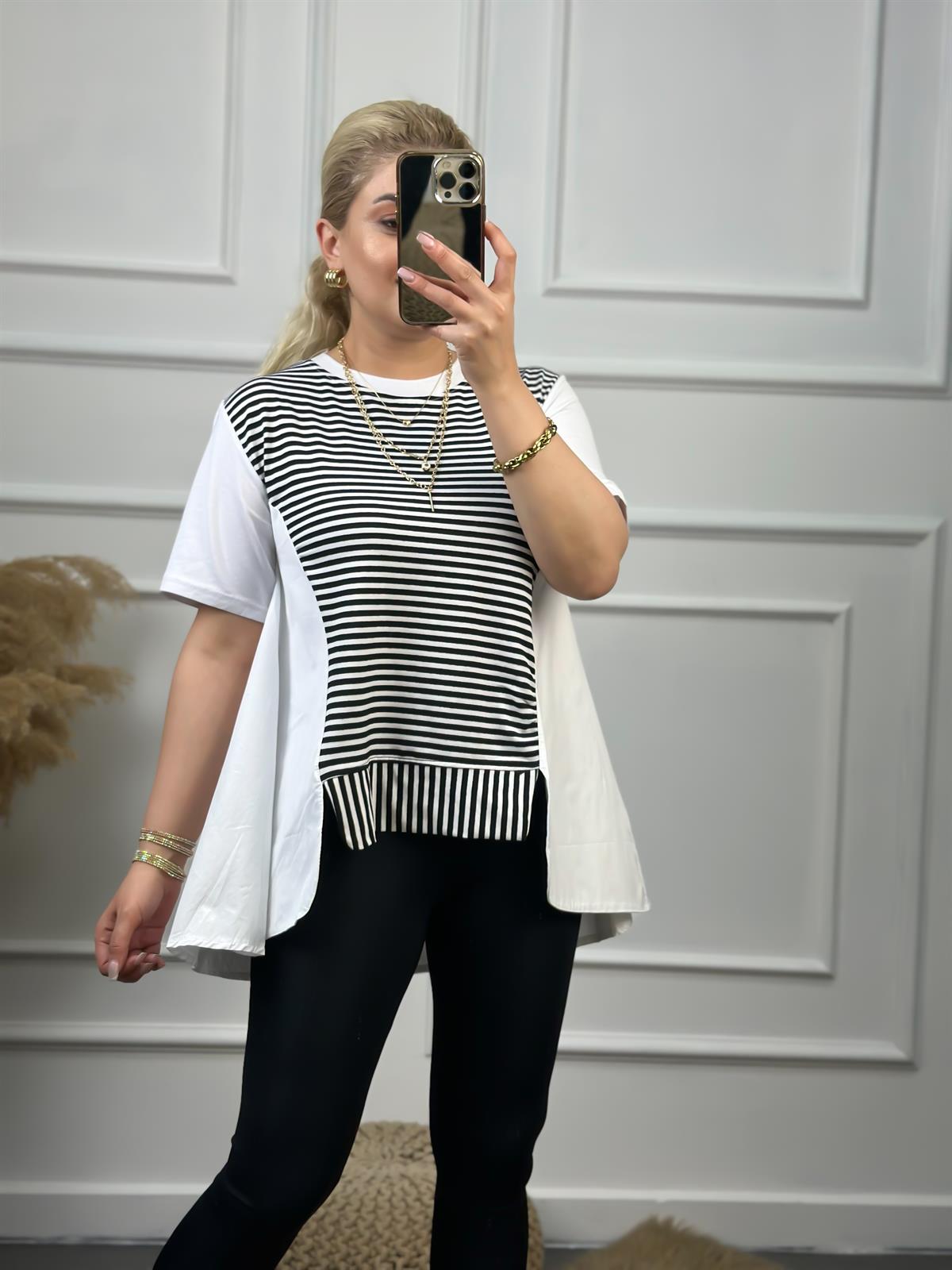 Önü Yırtmaçlı Poplin Detay Çizgili Tshirt BEYAZ