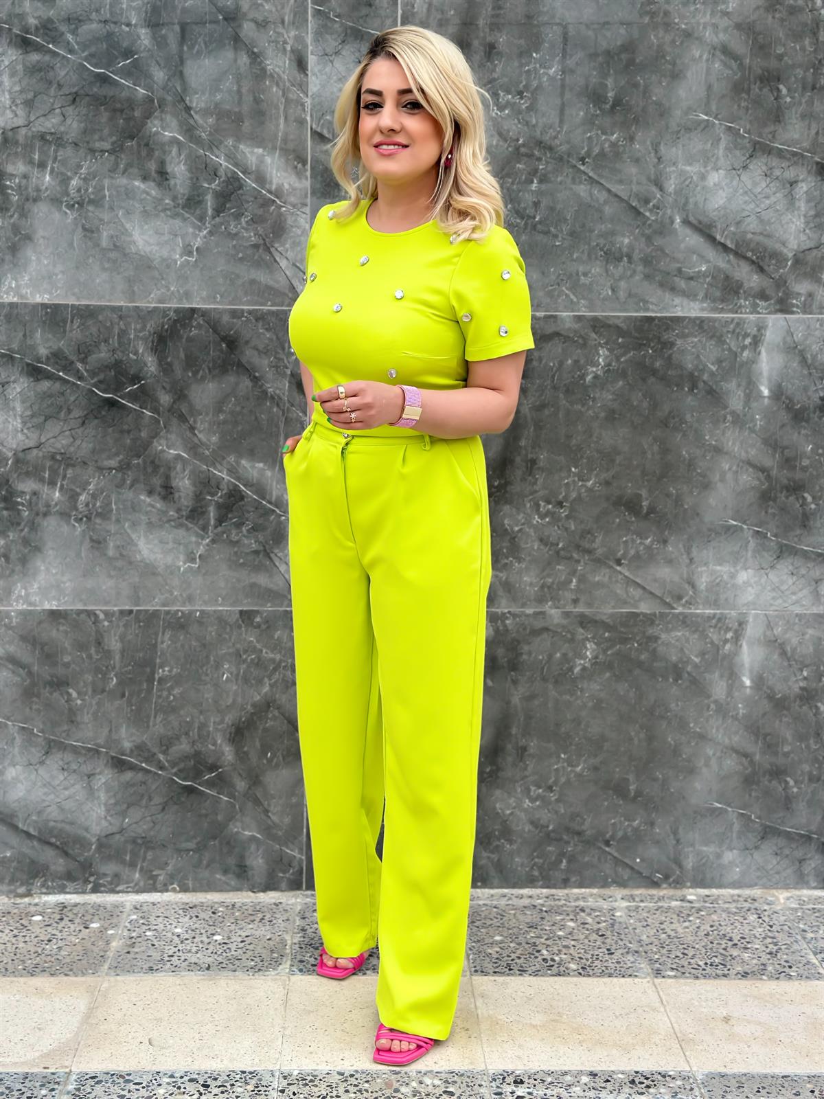 Özel Dikilmiş Taş Tasarımlı İkili Takım NEON YEŞİL