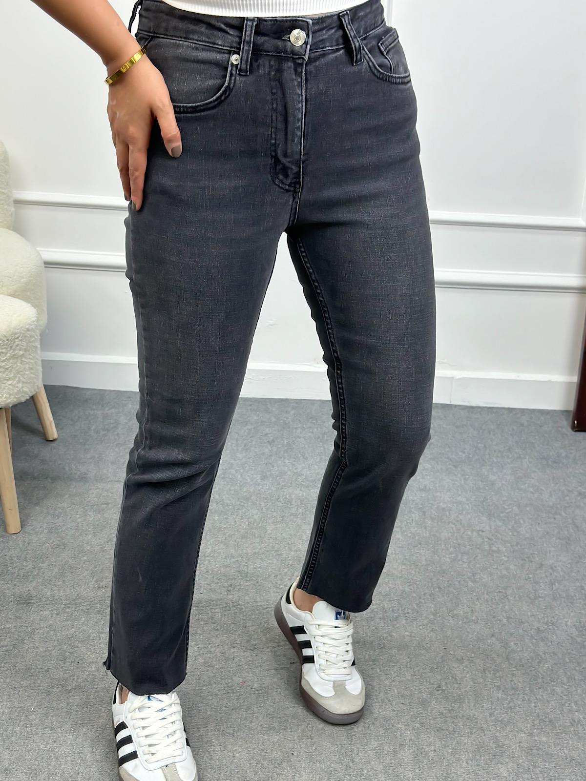 Paçası Kesik Orjinal Fit Mom Jean FÜME