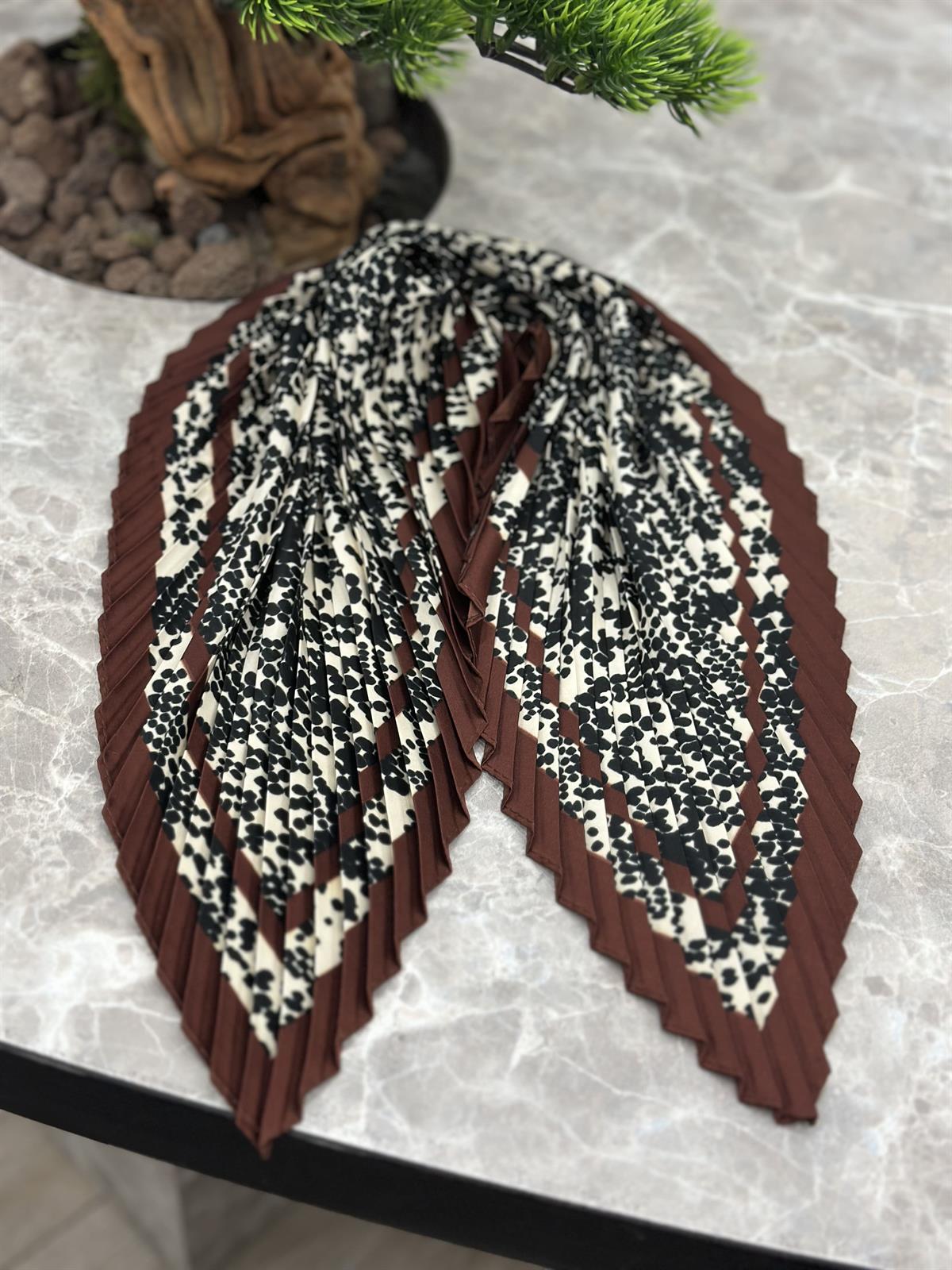 Piliseli Desenli Fular KAHVE