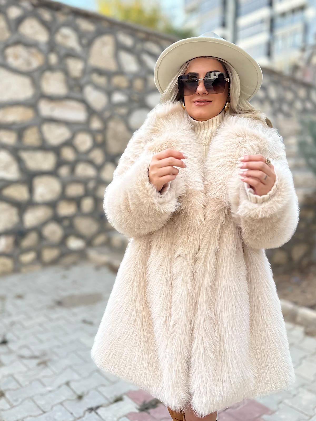 Premium Uzun Suni Kürk Mont EKRU