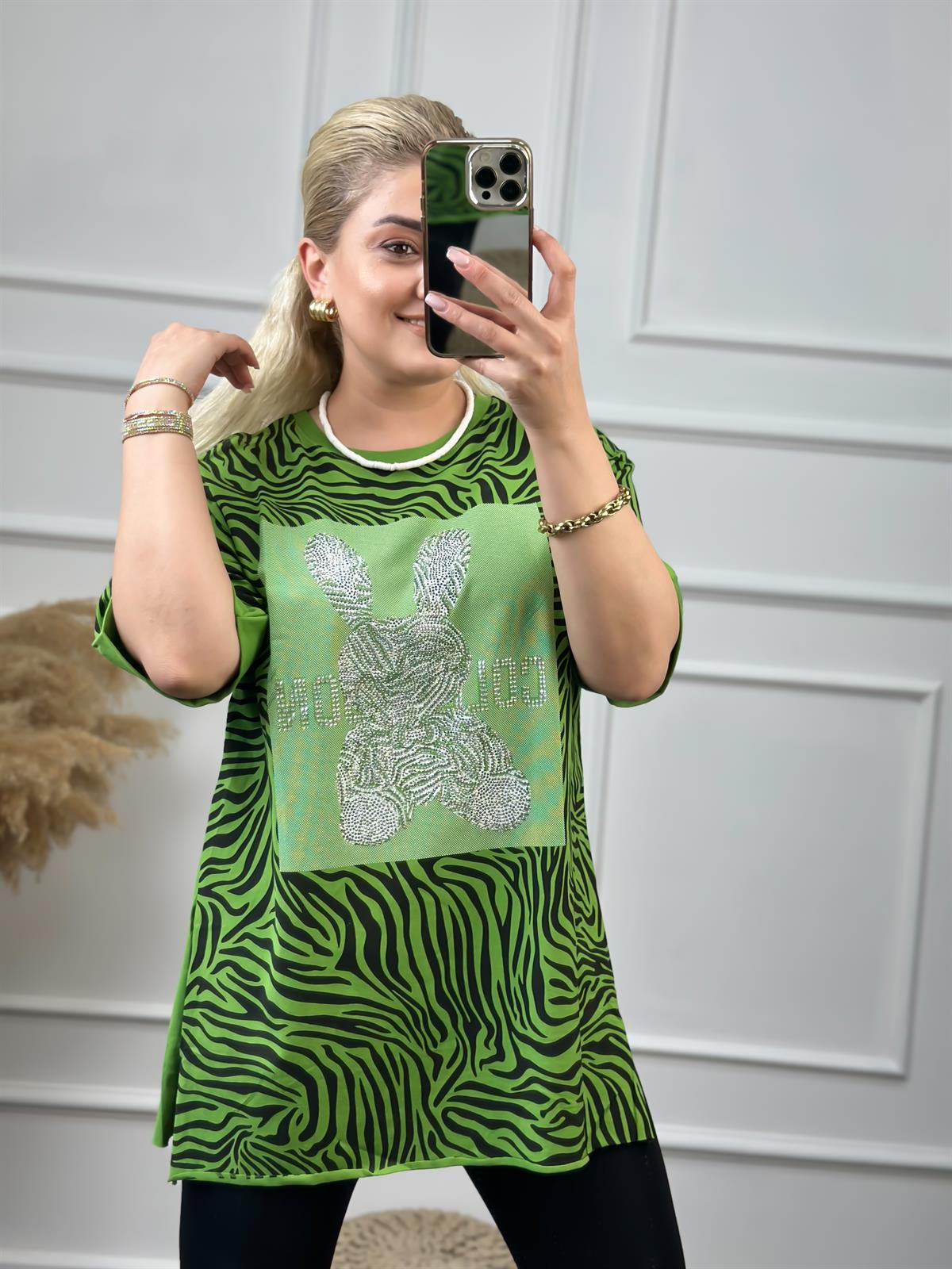 Renkli Tavşanlı Tshirt YEŞİL
