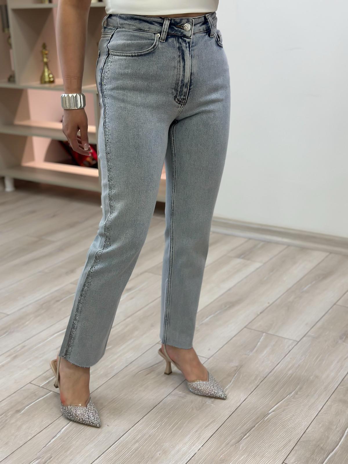 Şerit Taşlı Mom Fit Kot Pantolon BUZ MAVİ