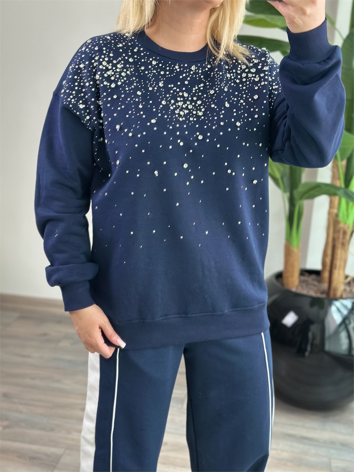 Serpme Taş Detaylı Sweatshirt LACİVERT