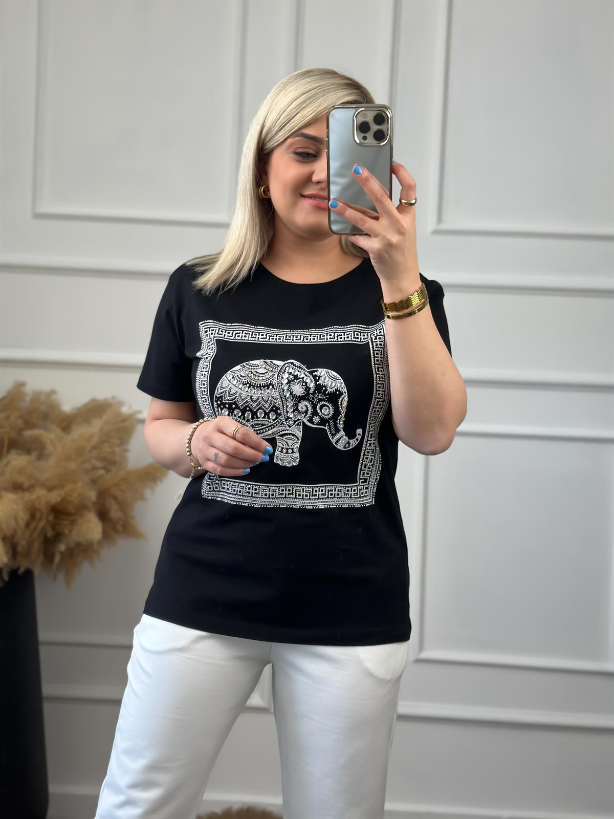 Taş İşleme Fil Desen Bisikilet Yaka Tshirt SİYAH