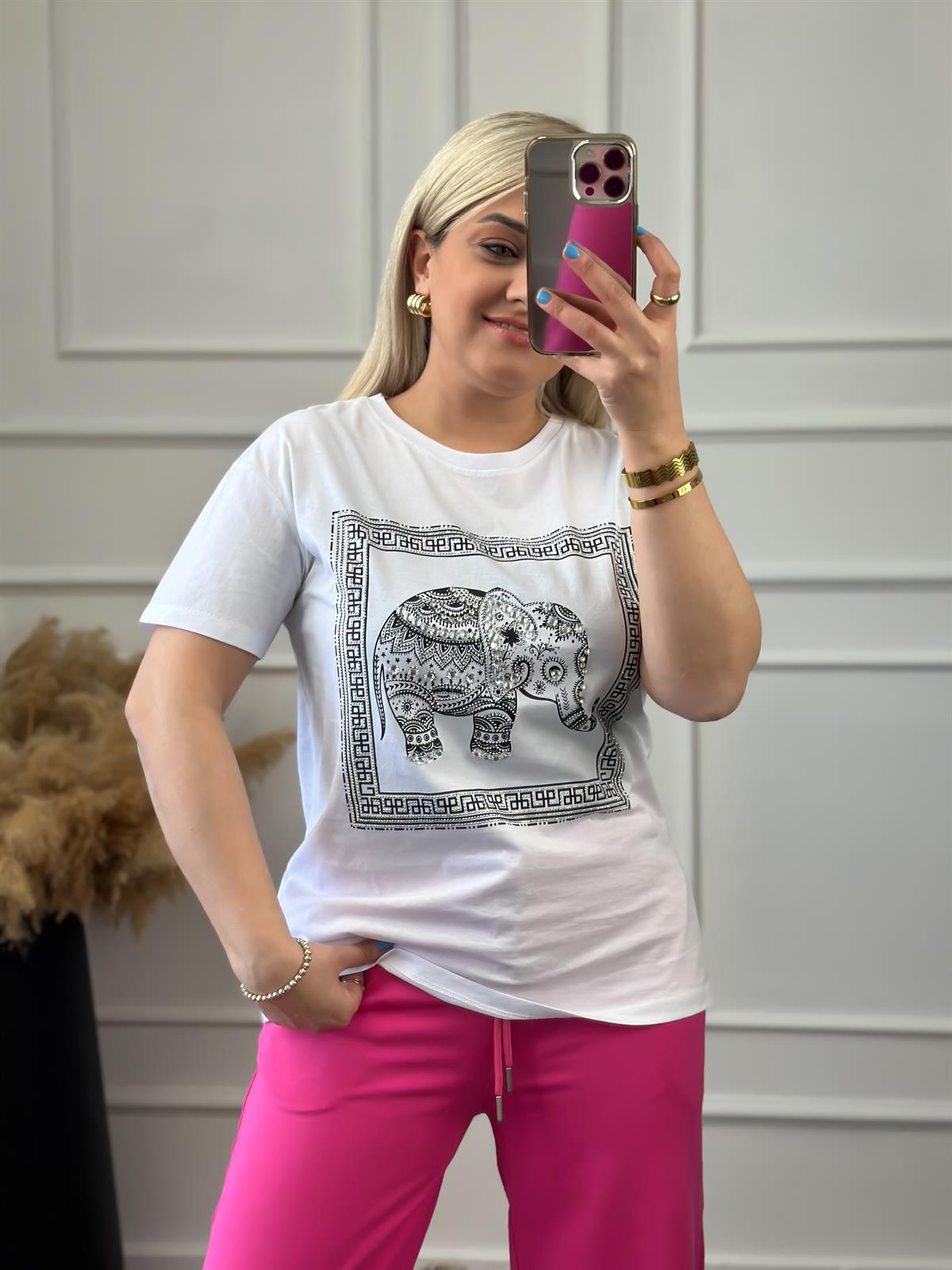Taş İşleme Fil Desen Bisikilet Yaka Tshirt BEYAZ
