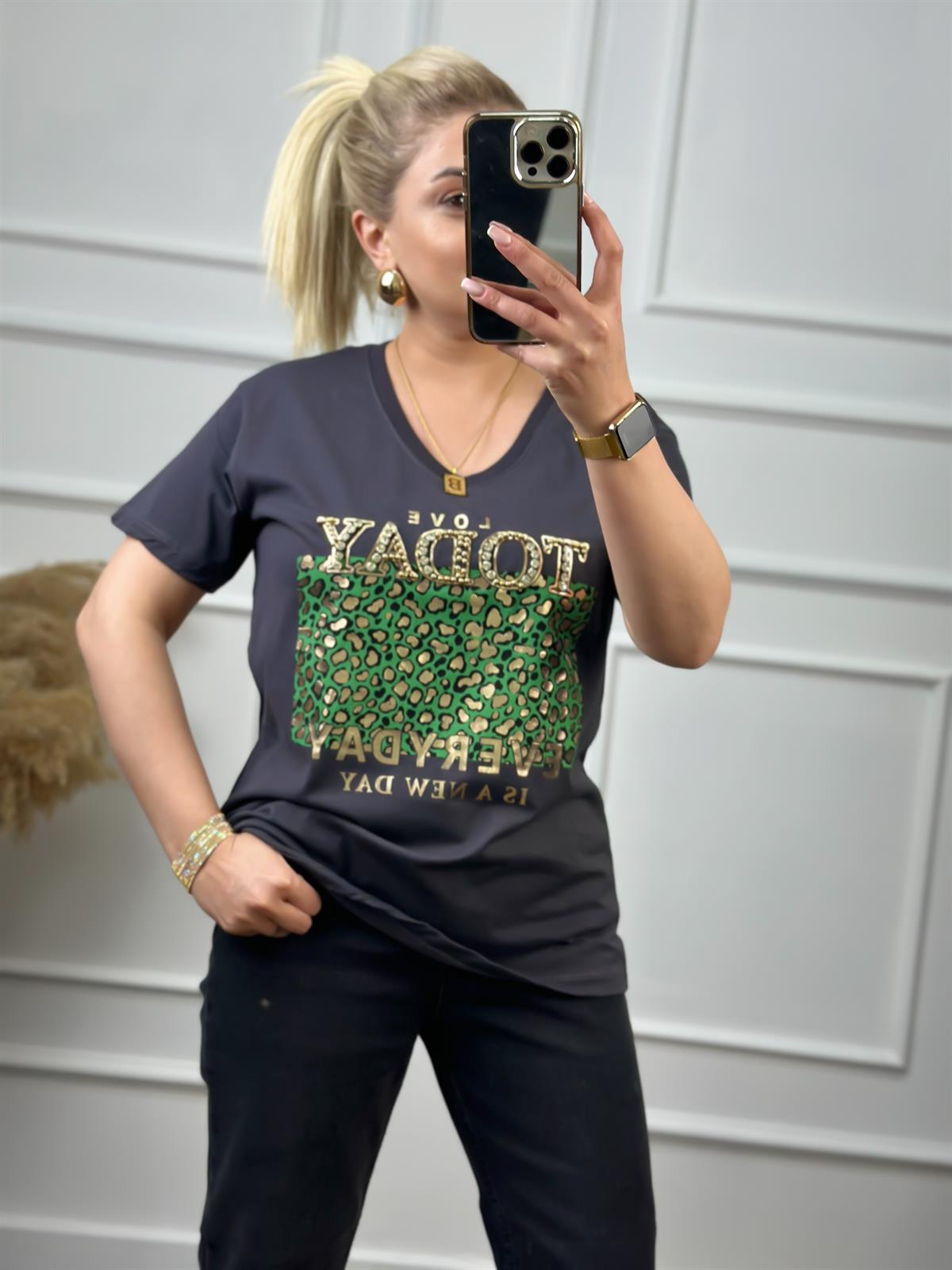 Today V Yaka Taşlı Tshirt ANTRASİT