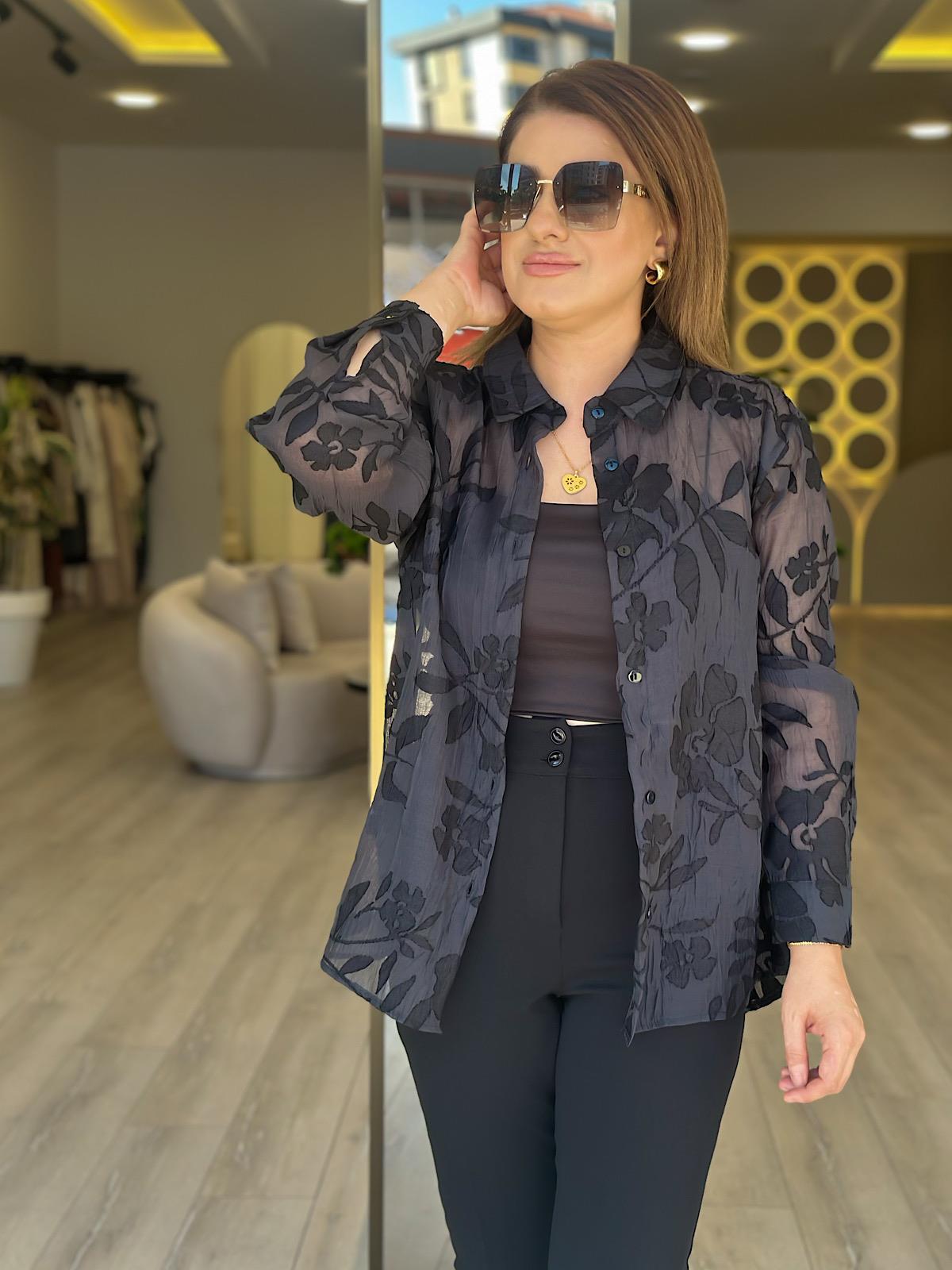 Transparan  Gül Detaylı Keten Gömlek SİYAH