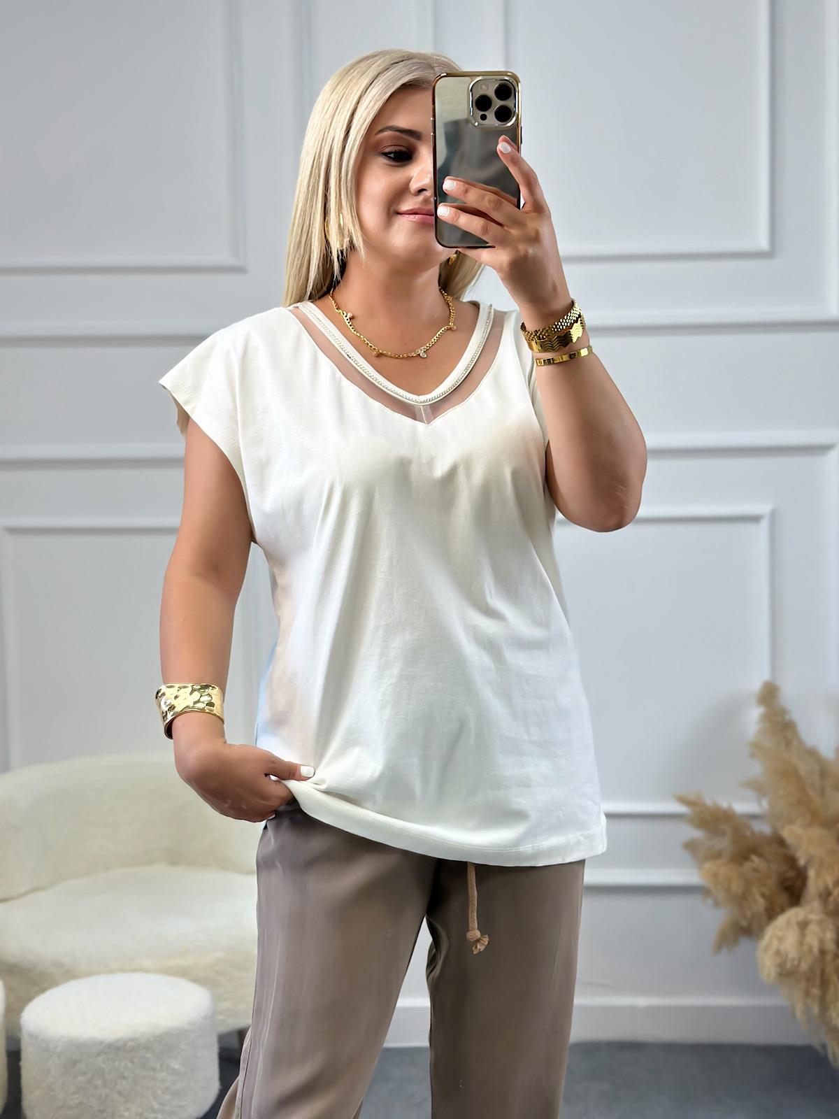 V Yaka Ön Taş Detaylı Tshirt EKRU
