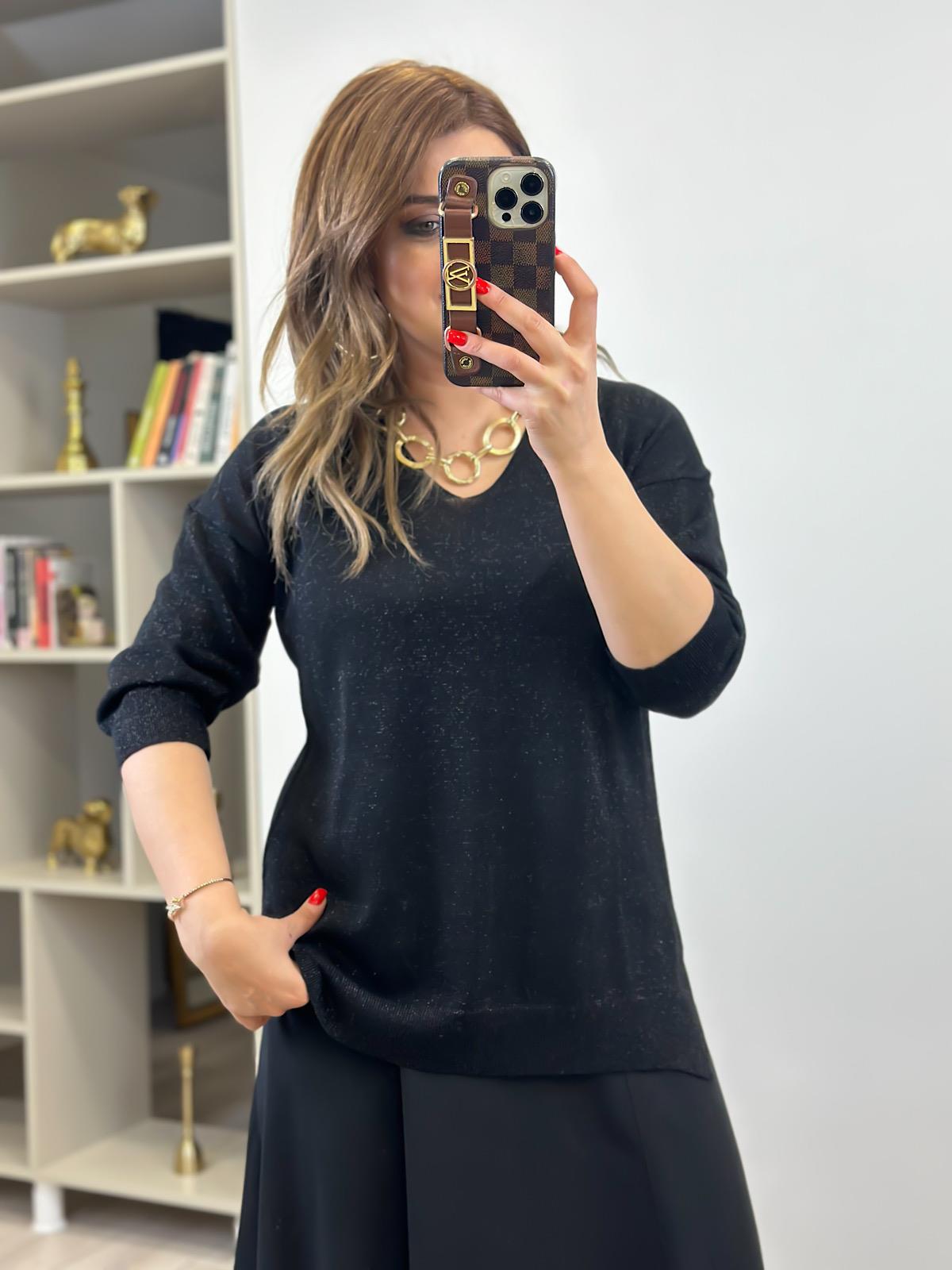 V Yaka Yarım Kol Simli Triko SİYAH