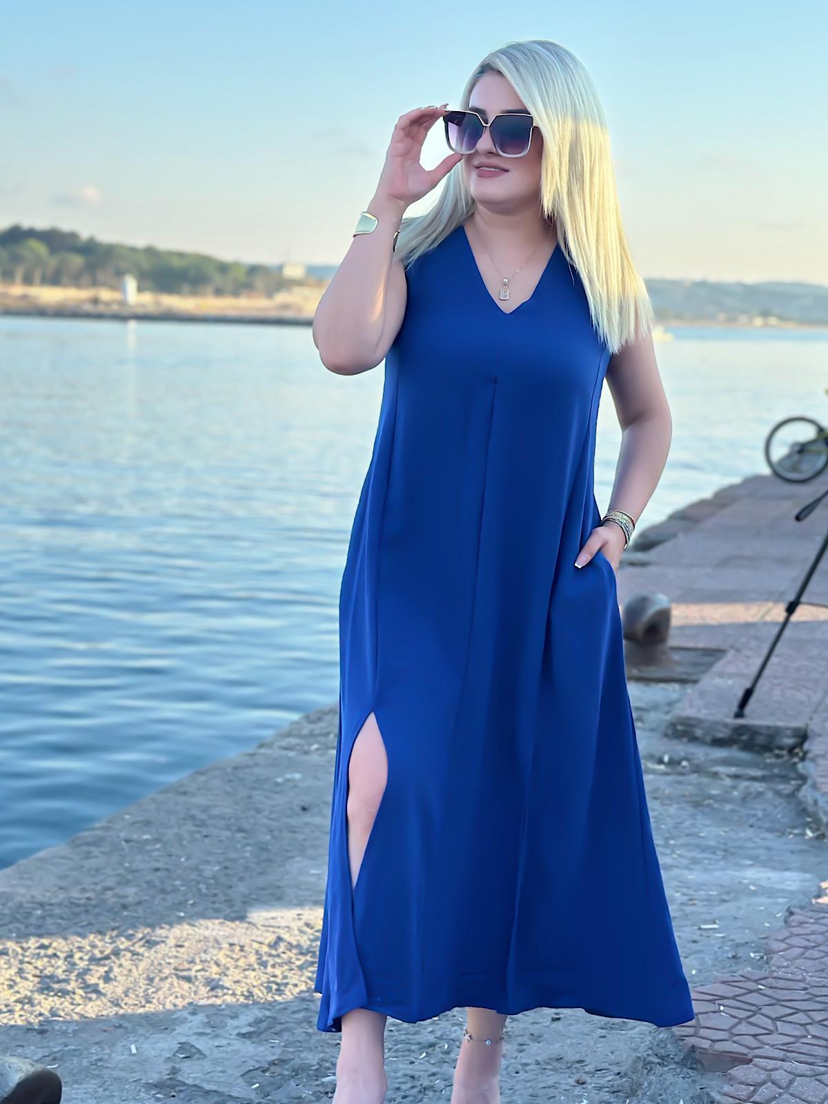 V Yaka Yırtmaçlı Keten Elbise LARCİVET